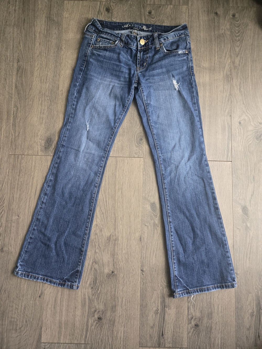 American Eagle Outfitters Women's Medium Blue Straight Leg Jeans